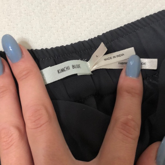 Kimchi blue embroidered shorts - Picture 3 of 3